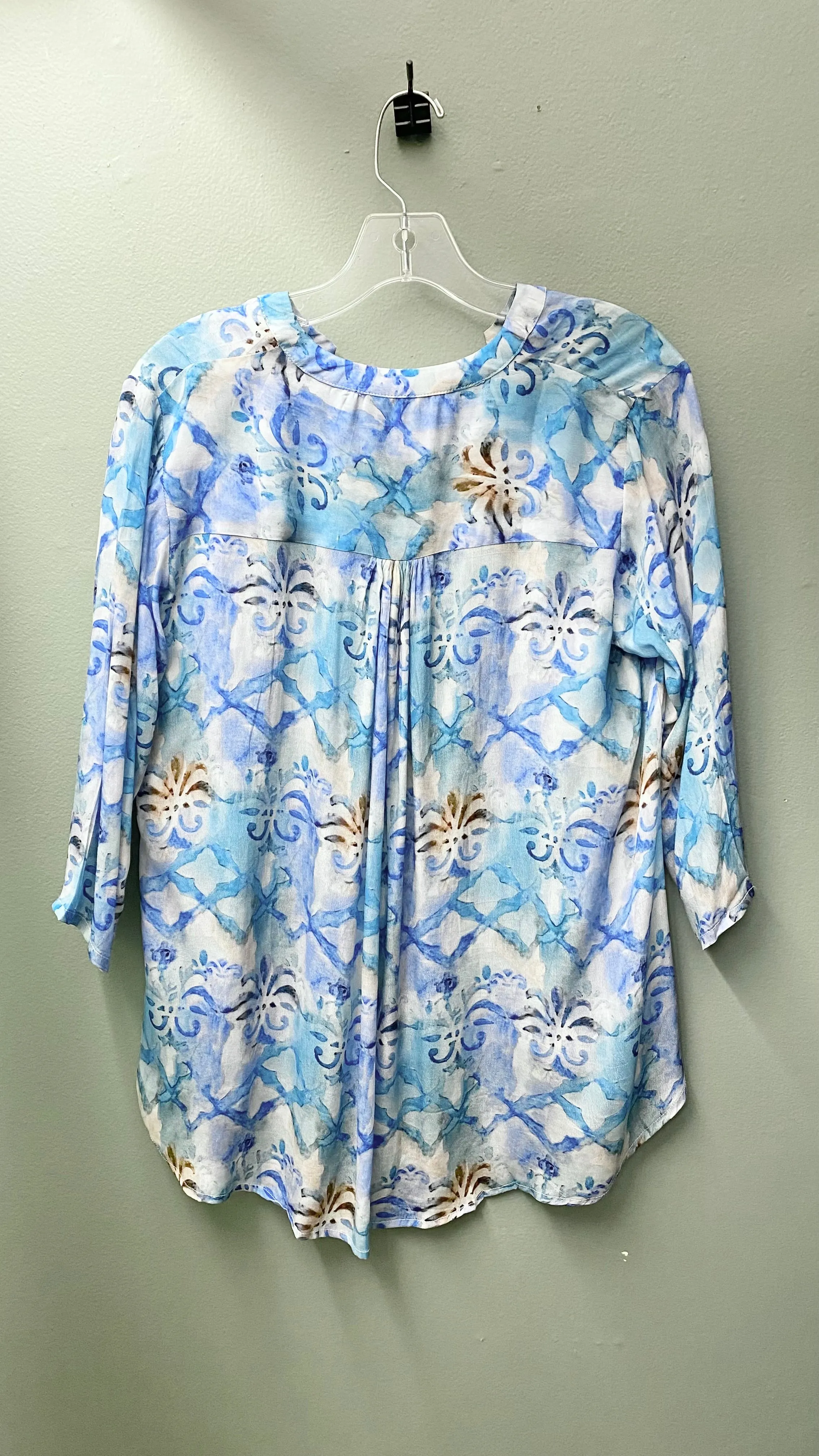 * Clearance - XS - APNY Blue Patterned