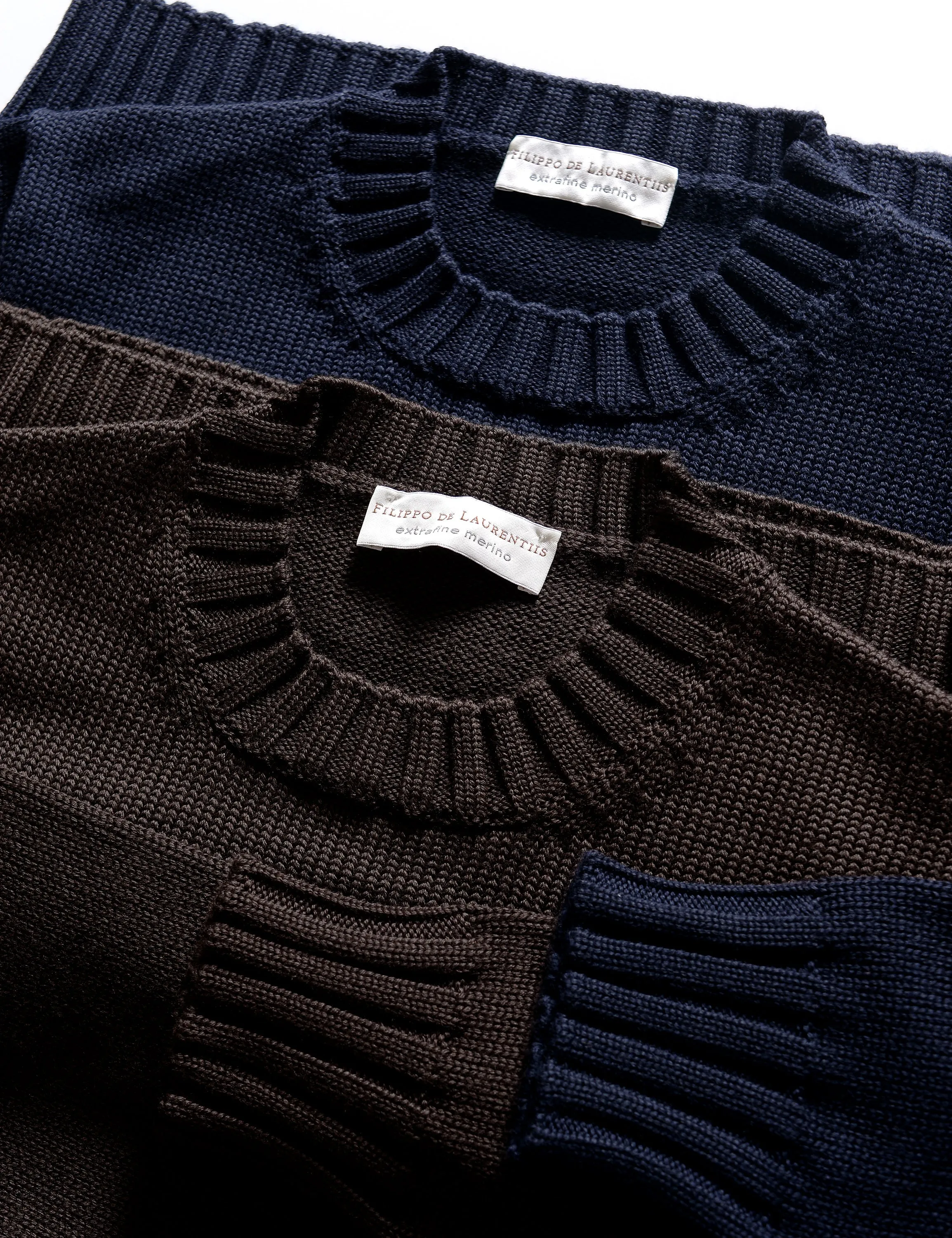 Cioccolato Merino Wool Crewneck Sweater - 5-Gauge Knit