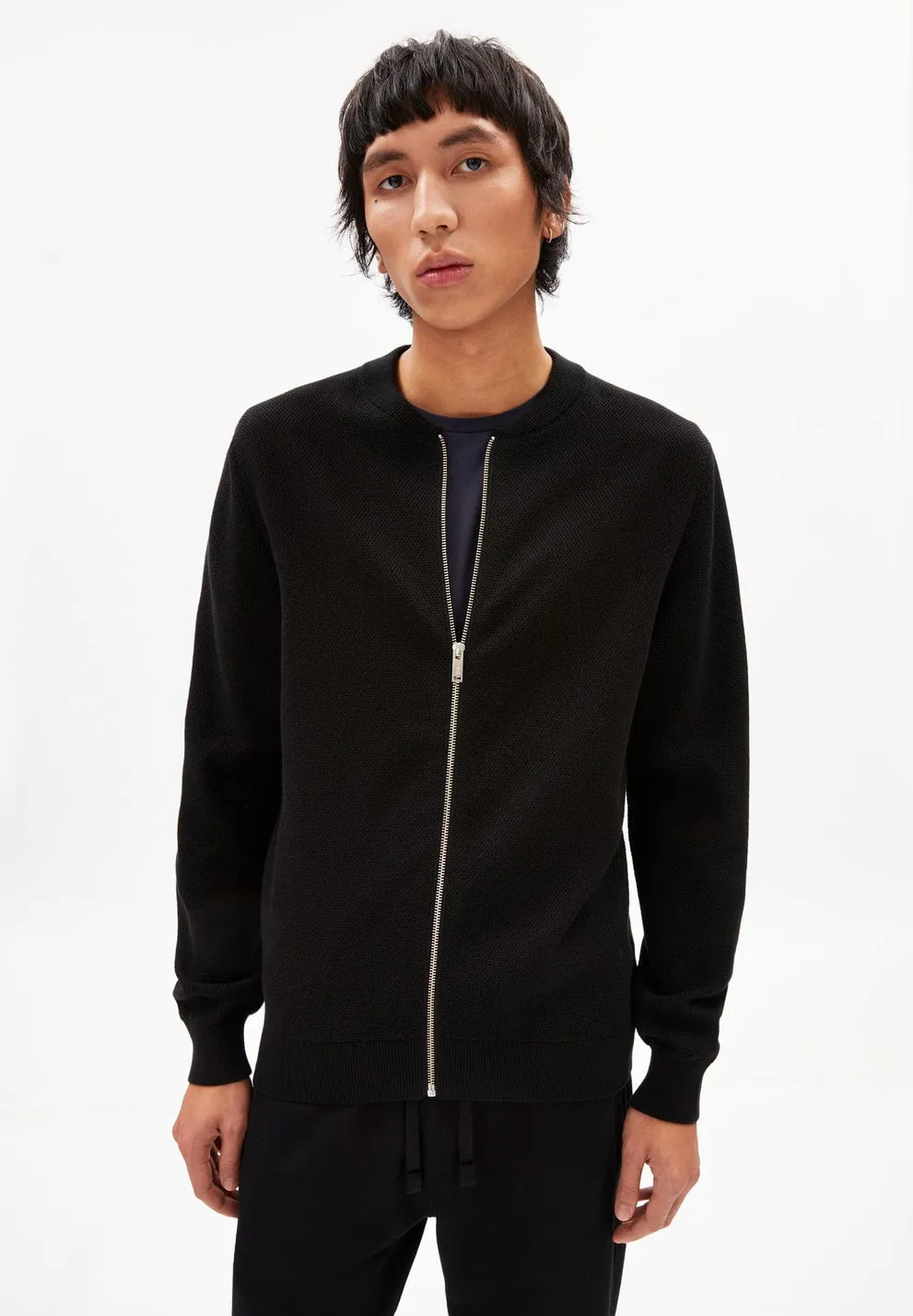 AAGADI Compact - black