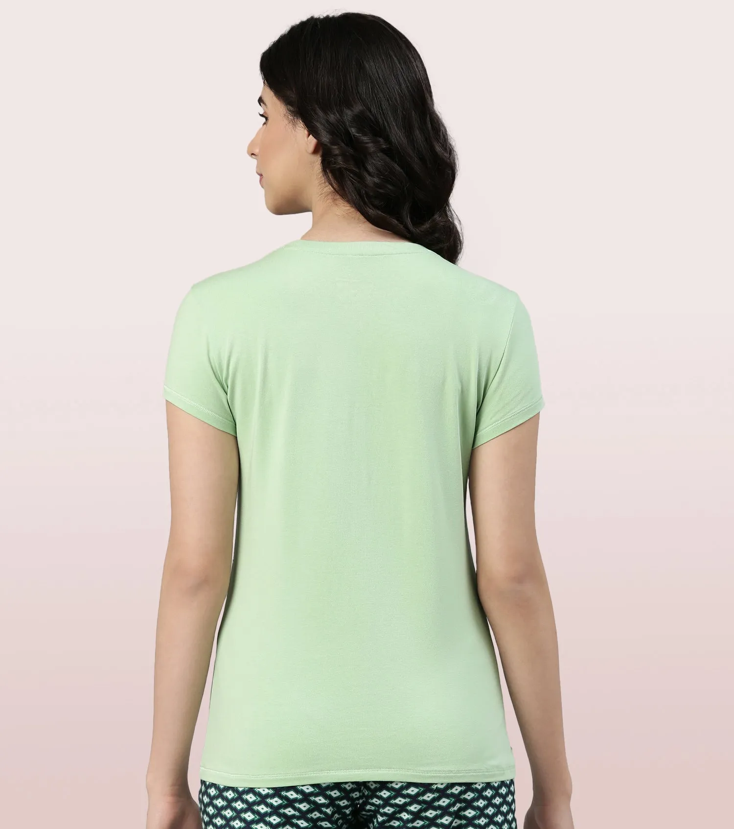 Basic Crew Tee – Graphic Print | Short Sleeve Crew Neck Stretch Cotton Tee
