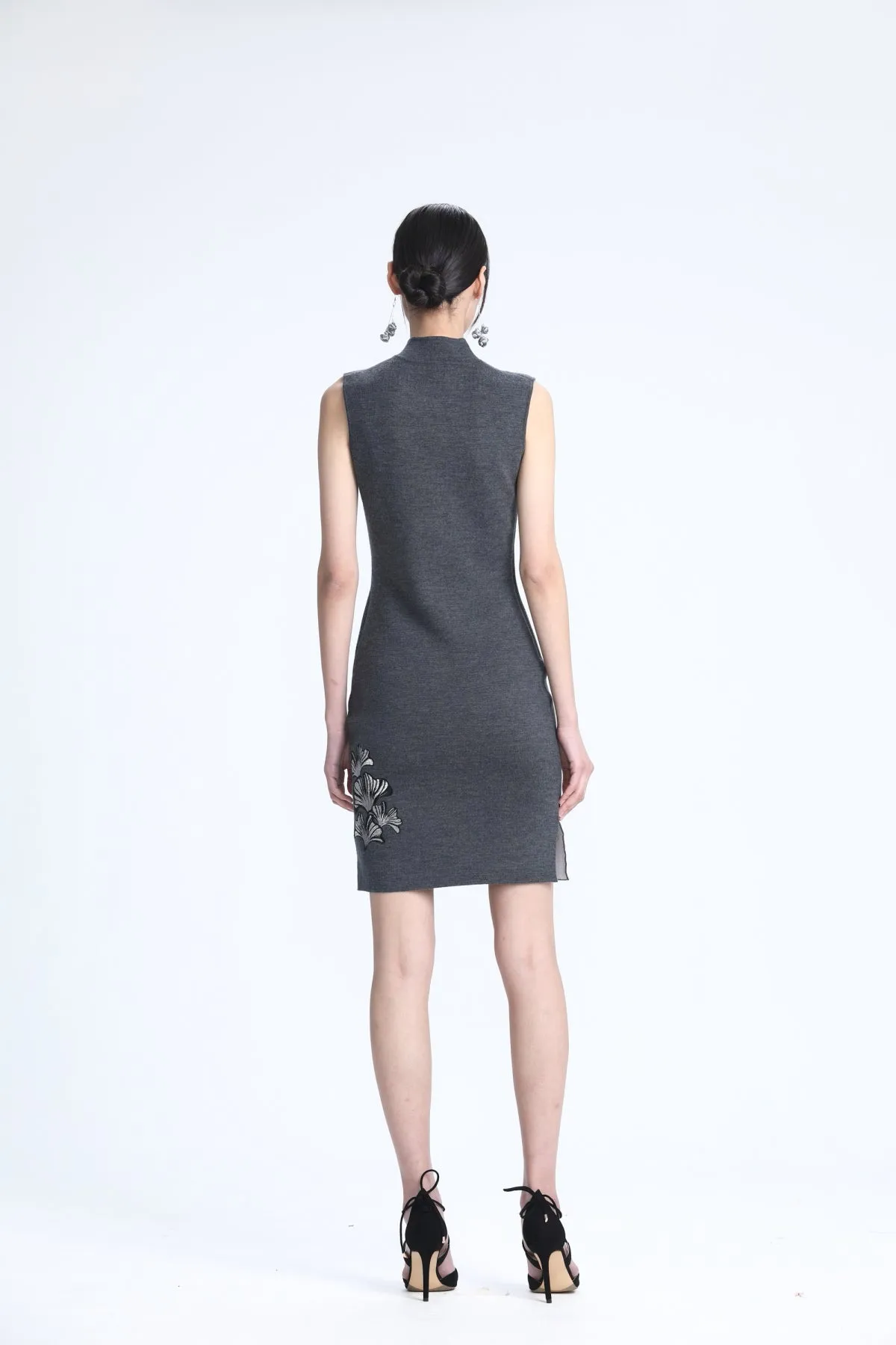 Dark Grey Ginkgo Leaf Embroidery Knit Qipao