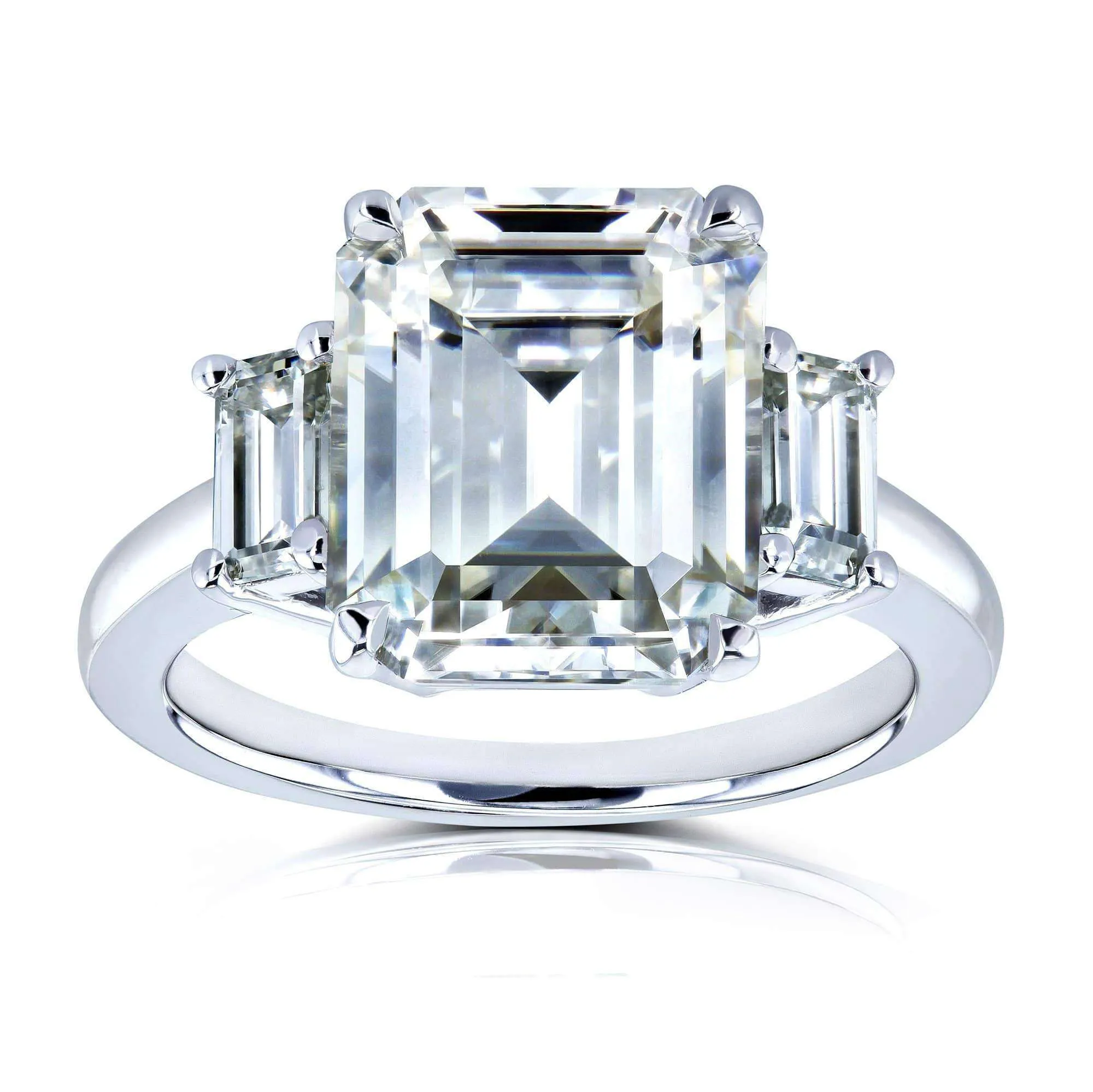 Echo 5 1/2ct.tw 3-Stone Emerald Moissanite