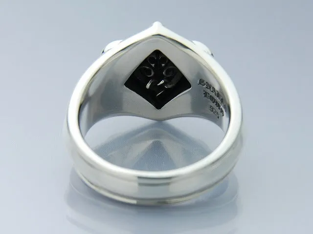 Hide Snake White Ring