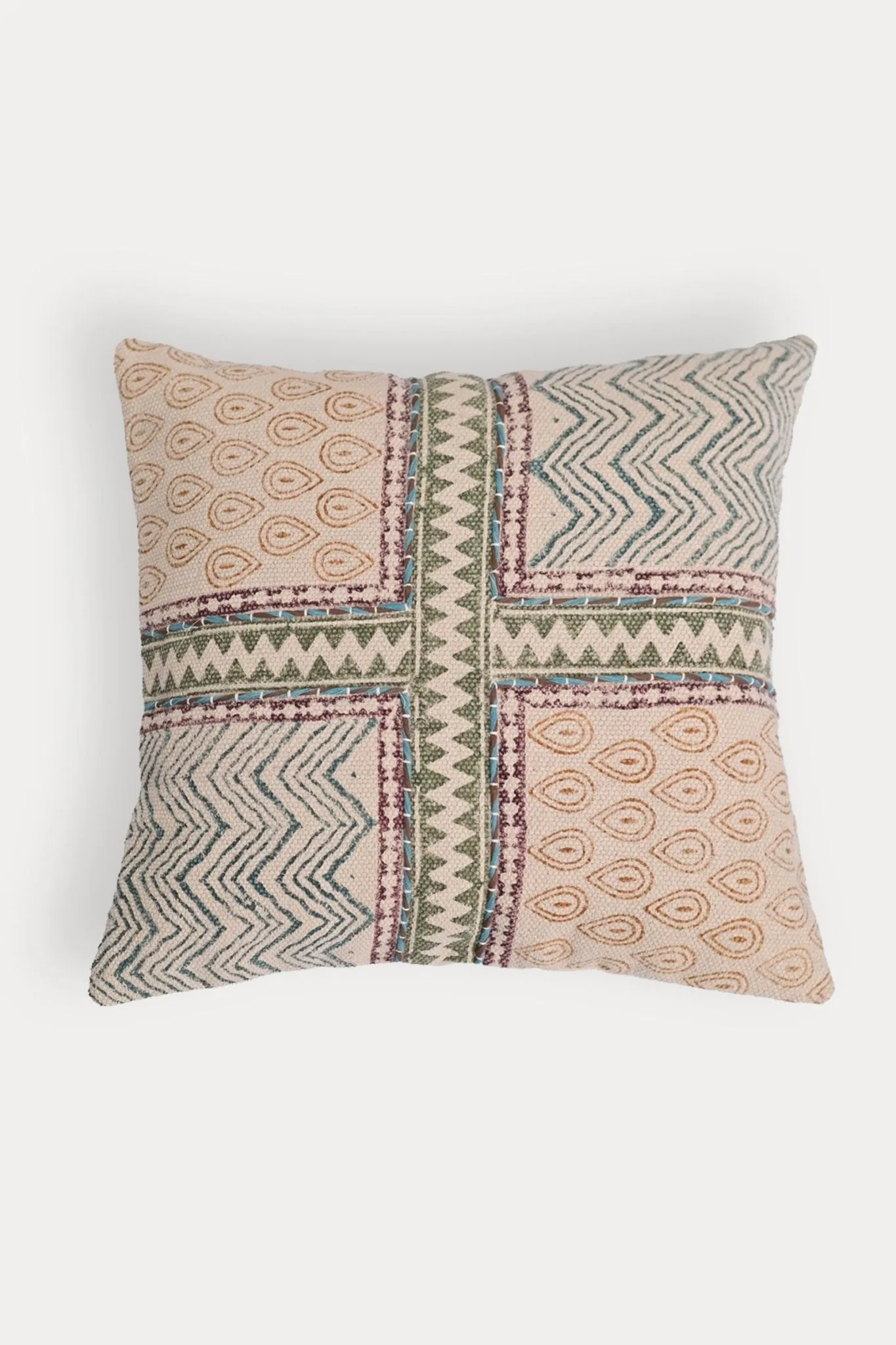 KAMAN - SQUARE CUSHION COVER
