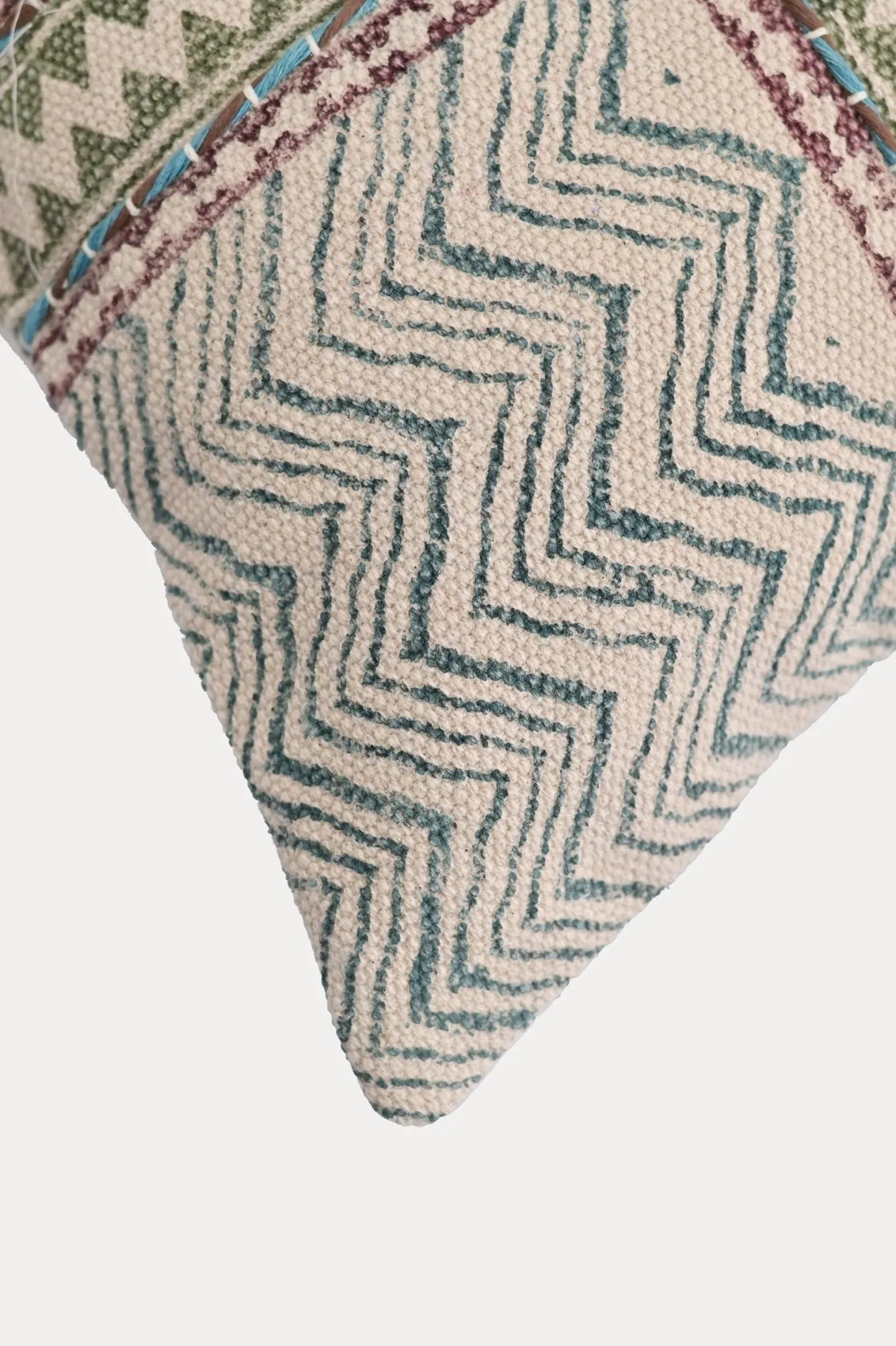 KAMAN - SQUARE CUSHION COVER