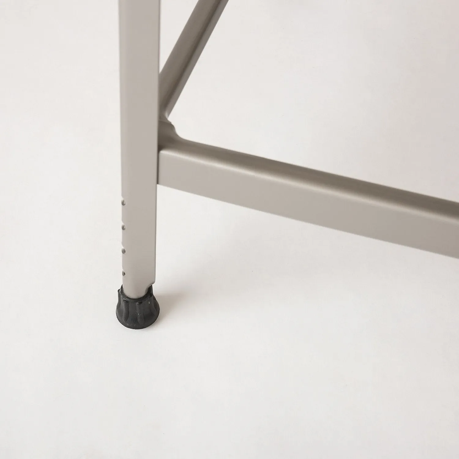 Schoolhouse Utility Stool 30"